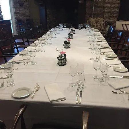 Plein 13 2* デルーネン